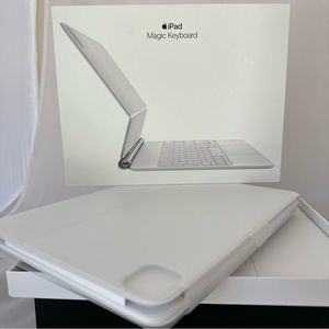 APPLE IPAD MAGIC KEYBOARD 11 inch. WHITE.